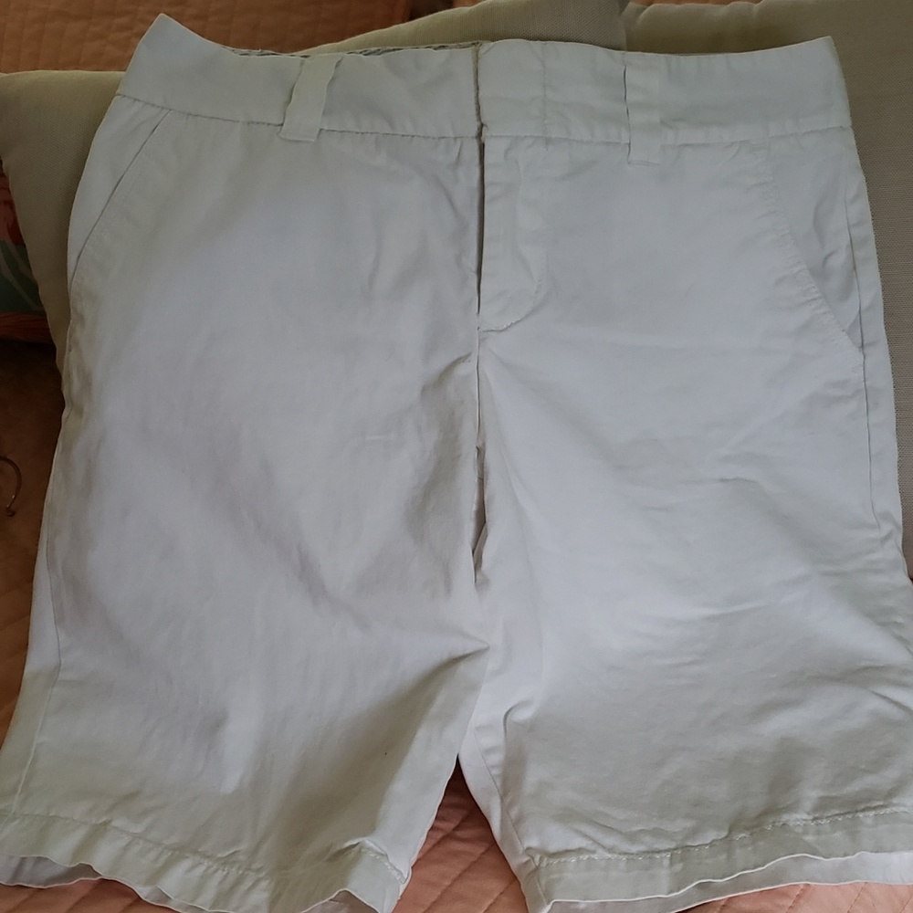 Tommy Hilfiger shorts size 8
